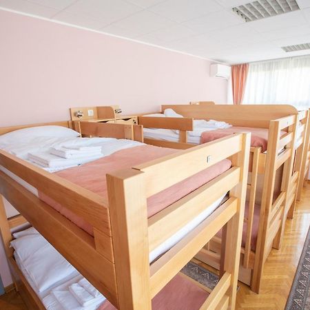 Hostel Amd ベオグラード エクステリア 写真