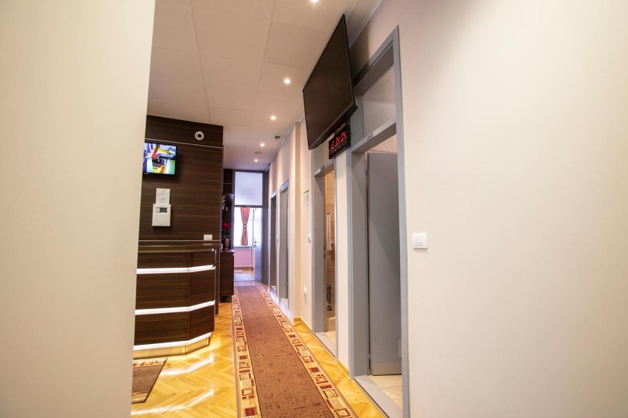 Hostel Amd ベオグラード エクステリア 写真